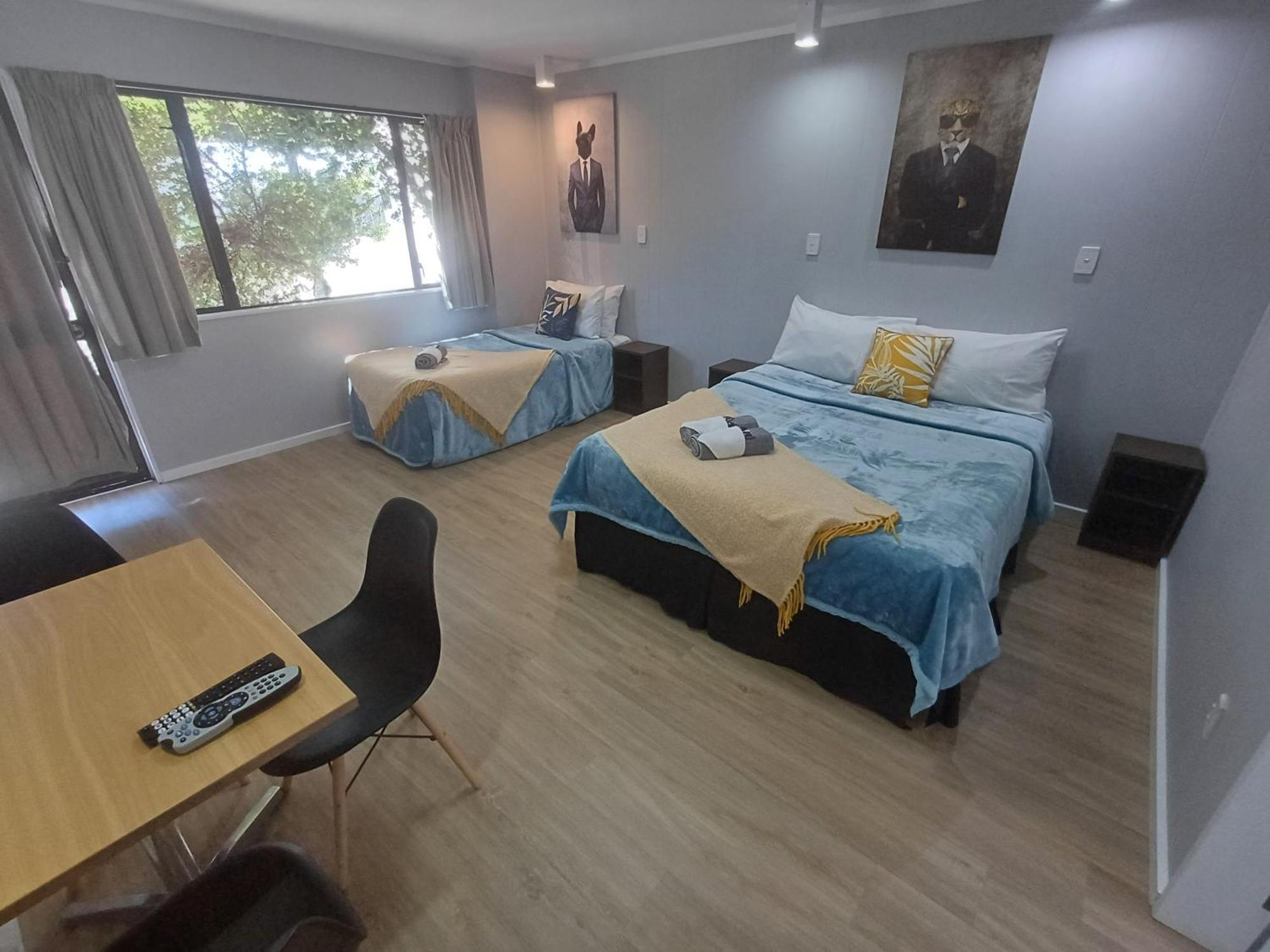 Gothic Heights Motel Christchurch Rom bilde