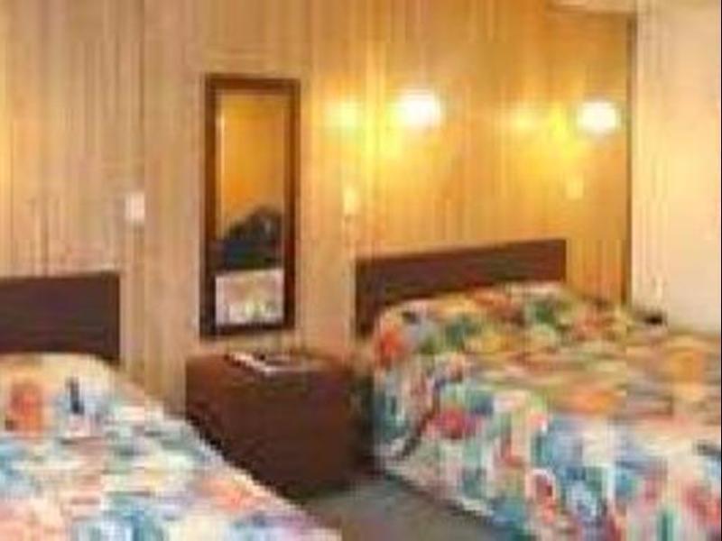 Gothic Heights Motel Christchurch Eksteriør bilde